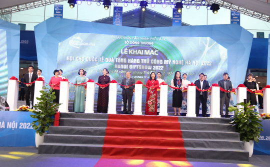 Khai mạc Nhà cái cá cược cá độ uy tín Nổ hũ, Bắn Cá và Game Bài Cwin.com quốc tế Quà tặng hàng thủ công mỹ nghệ Hà Nội 2022