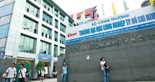 Ảnh hưởng đặc điểm tính cách đến chất lượng đời sống trong học tập sinh viên: Trường hợp sinh viên Trường Đại học Tải về ứng dụng CWIN05 ngay hôm nay Thực phẩm TP. Hồ Chí Minh