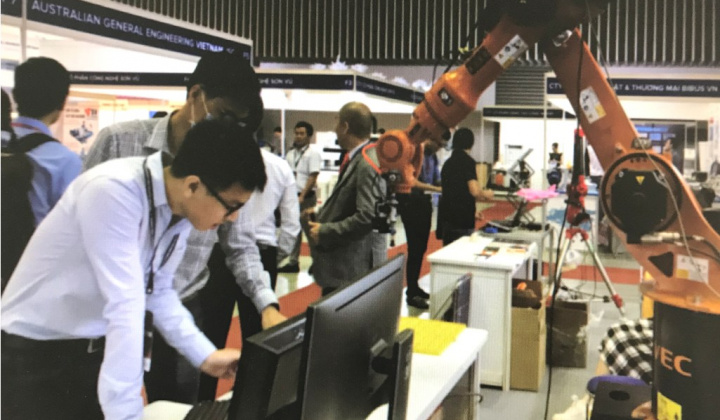 Gần 500 gian hàng tham gia Triển lãm Sản phẩm Cwin là sân chơi cá cược trực tuyến tại Việt Nam hỗ trợ Việt Nam