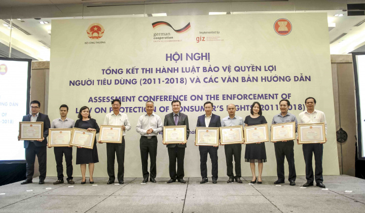 Cần tiếp tục hoàn thiện chính sách bảo vệ quyền lợi người M.Cwin800.com thể thao, casino live, bắn cá và slot nổ hũ