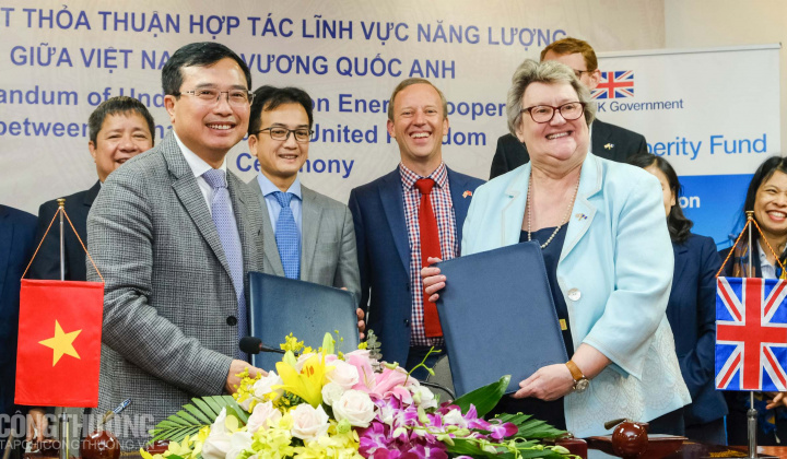 Việt - Anh hợp tác thúc đẩy tiết kiệm năng lượng hiệu quả