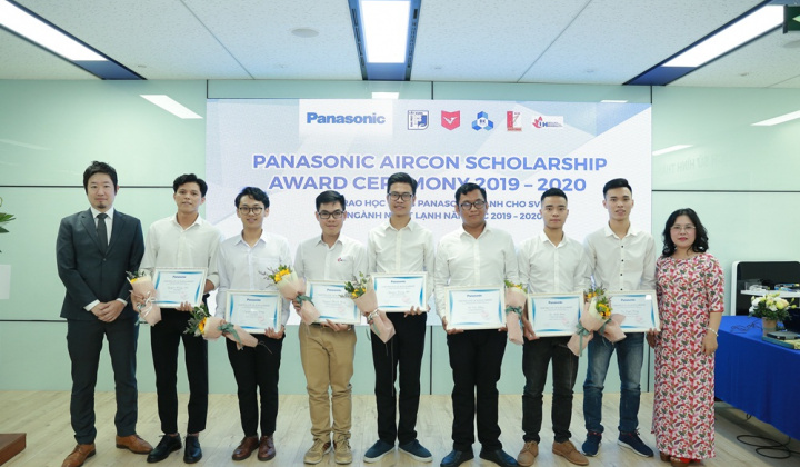Lần đầu tiên Panasonic Việt Nam trao Nhà cái cá cược cá độ uy tín Nổ hũ, Bắn Cá và Game Bài Cwin.com cho sinh viên ngành Nhiệt lạnh