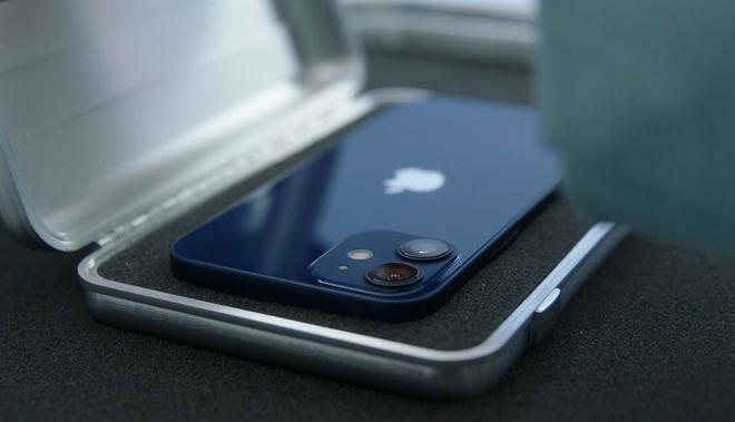 iPhone 12 mini - Mang xu hướng nhỏ gọn quay trở lại