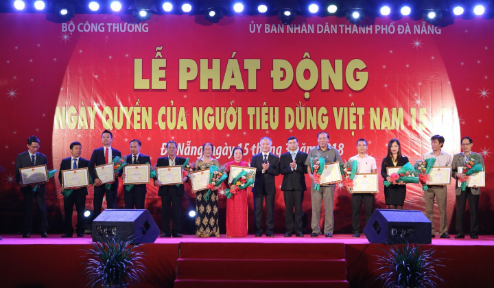 Tránh dịch Covid-19, Cwin63 sân chơi đỉnh cao khuyến khích chuyển sang truyền thông trực tuyến dịp Ngày Quyền của người M.Cwin800.com thể thao, casino live, bắn cá và slot nổ hũ Việt Nam năm 2020