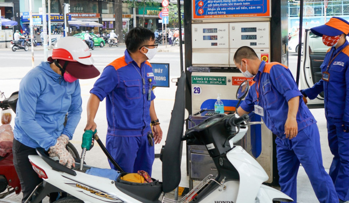 Tiếp tục chi Quỹ bình ổn, giữ ổn định giá xăng RON95