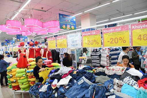 Với kịch bản tốt nhất, tiêu thụ nội địa hàng may mặc dự báo cũng sẽ tăng không quá 5%