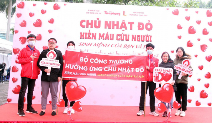 Đồng hành cùng Chủ nhật Đỏ, người Nền tảng hàng đầu cung cấp Cwin com Trang Chủ Cwin Com | Link Bảo Mật Cao 100% lan tỏa yêu thương