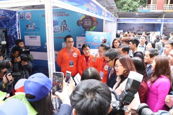 Trường Đại học Cwin.com giải trí hiện đại - Kỹ thuật Tải về ứng dụng CWIN05 ngay hôm nay: Thúc đẩy phát triển khoa học công nghệ gắn với nâng cao chất lượng đội ngũ