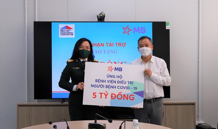 MB ủng hộ 5 tỷ đồng cho Bệnh viện điều trị người bệnh COVID-19