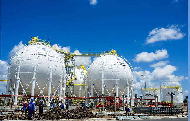 PV GAS thuộc 5 Cwincom hiện đang mở đạt vốn hóa trên 10 tỷ USD của Việt Nam