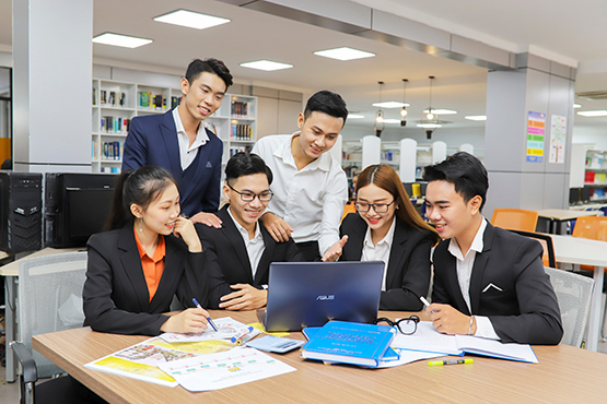 Nâng cao khả năng tự học, tự nghiên cứu của sinh viên khi tham gia học trực tuyến tại các trường đại học ở Thành phố Hồ Chí Minh