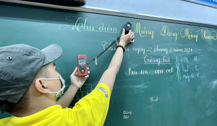 Điện Quang thắp sáng trường học tại Huế thông qua dự án NAMA