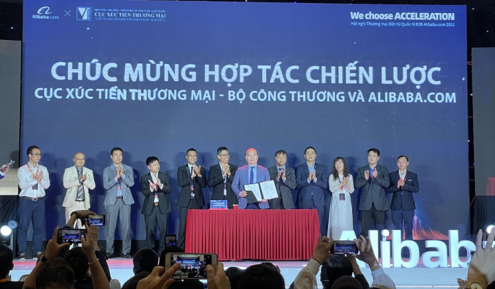 Alibaba.com cam kết hỗ trợ 10.000 Cwincom hiện đang mở Việt