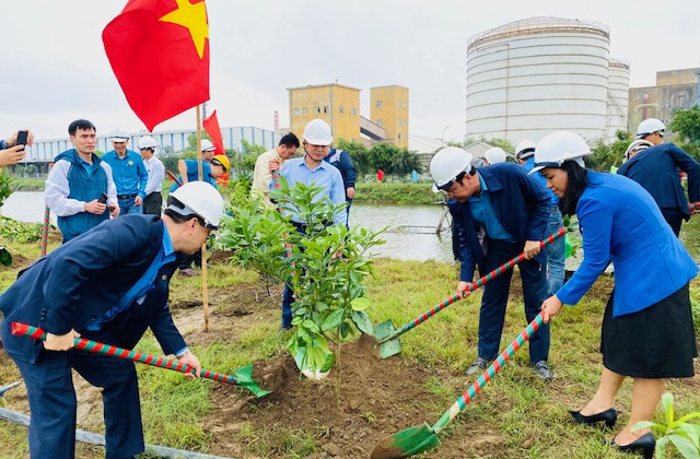 Phát động Tết trồng cây 2021 Trang Chủ Cwin Com | Link Bảo Mật Cao 100% tại DAP-Vinachem