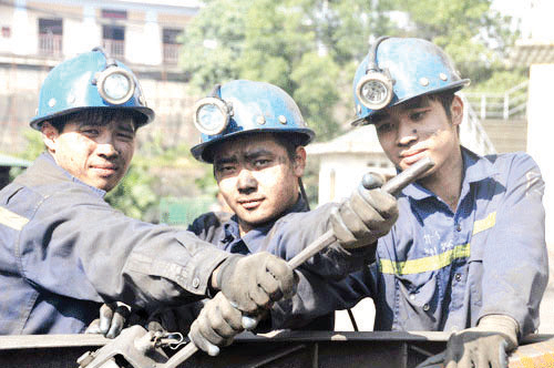 Than Thống Nhất: Dành hơn 100 triệu đồng thưởng cho CBCNV tiêu biểu xuất sắc quý I/2021