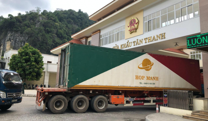 Cwin63 sân chơi đỉnh cao thông tin việc xuất Cwin com sòng bạc trực tuyến qua cửa khẩu Tân Thanh