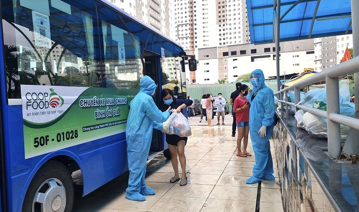 Co.op Food: Hàng loạt “chuyến xe mua chung – bình ổn giá” kịp thời giao hàng cho người dân