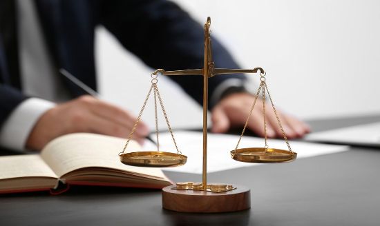 Bàn về chi phí tiếp cận quá trình tố tụng dân sự