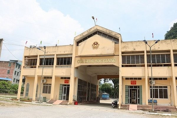 Khôi phục thông quan cặp cửa khẩu Sóc Giang - Bình Mãng