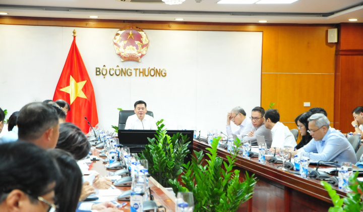 Cwin63 sân chơi đỉnh cao họp bàn về công tác quản lý nhà nước trong lĩnh vực kinh doanh Cwin555 thể thao, casino live, bắn cá và slot nổ hũ