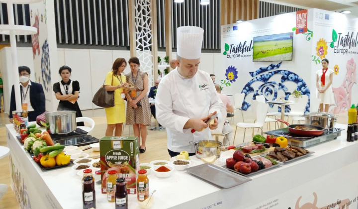 Food & Hotel Vietnam 2022 thu hút hơn 300 Cwincom hiện đang mở tham gia