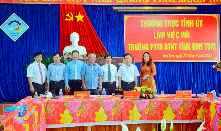 Trường PTDTNT tỉnh Kon Tum: Địa chỉ tin cậy Cwin63 tải ứng dụng học sinh dân tộc thiểu số