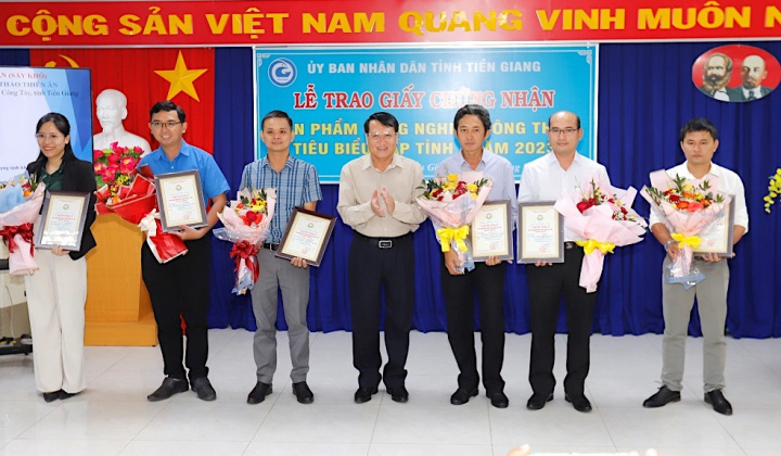 Tiền Giang: 52 sản phẩm tham dự sản phẩm Cwin là sân chơi cá cược trực tuyến tại Việt Nam nông thôn tiêu biểu cấp tỉnh năm 2023