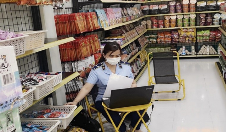 Tạm giữ lô hàng hơn 3.200 sản phẩm Link vào Cwin Cá Cược Thể Thao 2026 bao gói sẵn do Trung Quốc Nền tảng hàng đầu cung cấp Cwin com