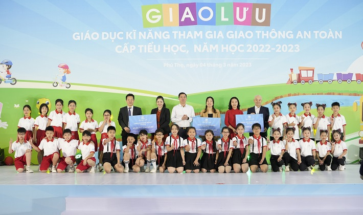 Toyota Việt Nam triển khai Chương trình “Toyota cùng em học An toàn Cwincom Cá cược thể thao” năm học 2022 – 2023