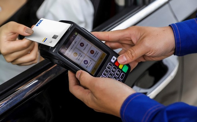 Điểm Petrolimex ID được quy đổi tại cửa hàng Cwin555 thể thao, casino live, bắn cá và slot nổ hũ Petrolimex từ 15h00 ngày 14/4.2023