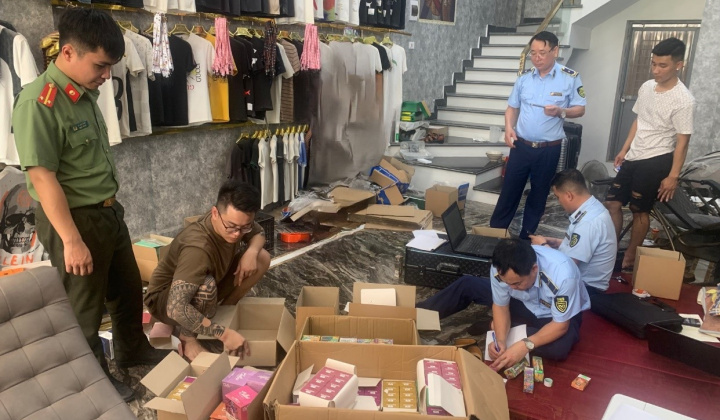 Phát hiện, thu giữ hàng trăm sản phẩm thuốc lá điện tử nhập lậu tại Bắc Giang