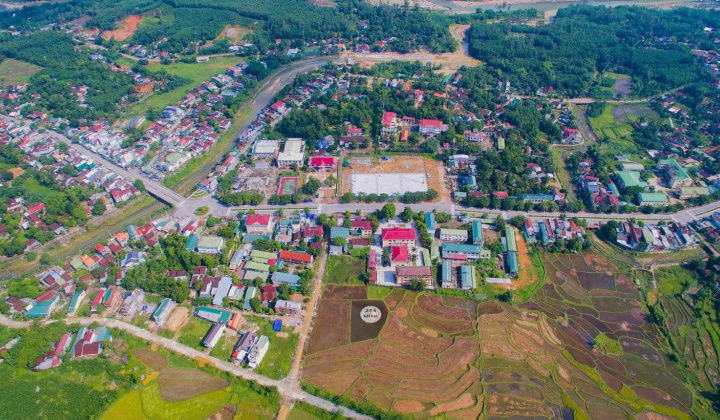 Huyện Trà Bồng: Phát triển toàn diện kinh tế - văn hóa - CWIN được cấp phép hợp pháp bởi PAGCOR và Freeport