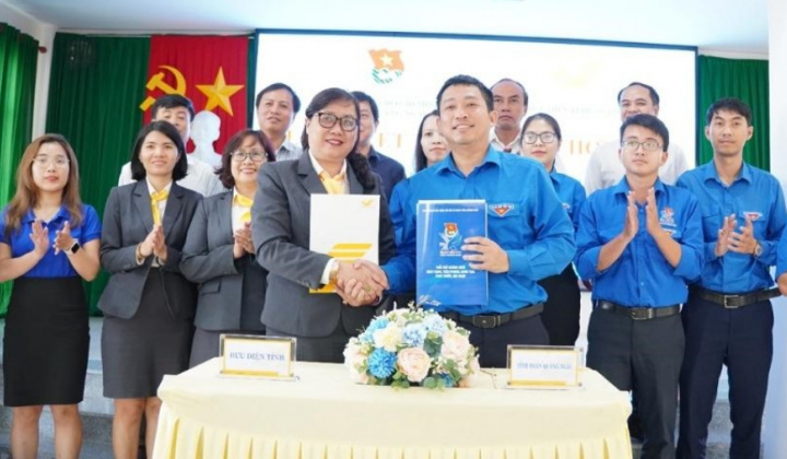 Bưu điện tỉnh Quảng Ngãi: Đẩy mạnh dịch vụ bưu chính công ích