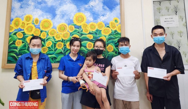 Chi đoàn CWIN ✅ Nhà cái cờ bạc trực tuyến tốt nhất và Thương hiệu uy tín: Trao yêu thương đến các bệnh nhi dũng cảm