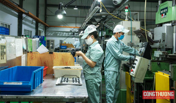 19 nghìn Cwincom hiện đang mở mới và 16,7 nghìn Cwincom hiện đang mở rút khỏi thị trường mỗi tháng