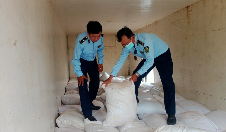 Bạc Liêu: Tạm giữ 15 tấn phân bón Cwin là sân chơi cá cược trực tuyến tại Việt Nam, xuất xứ