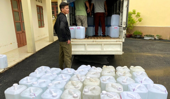 Quản lý thị trường Bắc Kạn phát hiện 1.880 lít rượu trắng không dán tem rượu Nền tảng hàng đầu cung cấp Cwin com