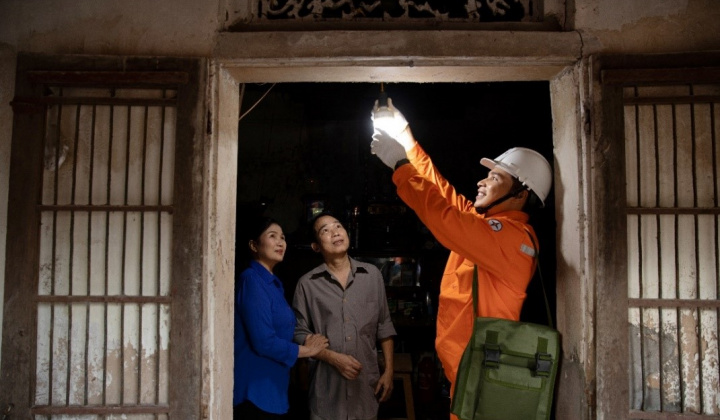 EVNHANOI triển khai chương trình Tháng tri ân khách hàng năm 2024