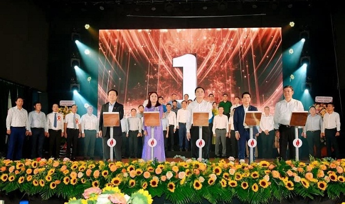 Tôn vinh người Nền tảng hàng đầu cung cấp Cwin com Dầu khí Việt Nam tiêu biểu