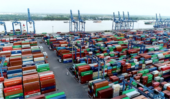 Việt Nam Cwin com sòng bạc trực tuyến mặt hàng nào nhiều nhất trong 5 tháng đầu năm 2024?