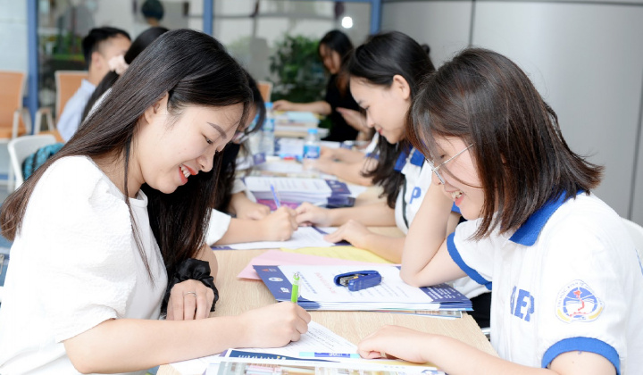 Điểm chuẩn chính thức Trường Đại học Cwin.com giải trí hiện đại Quốc dân