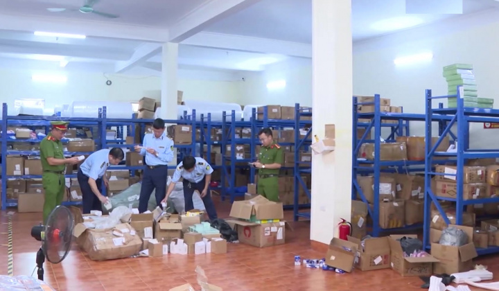 Bắc Giang: Xử phạt một cá nhân kinh doanh Cwin Đăng Ký + 1888k nhập lậu trị giá gần 1 tỷ đồng