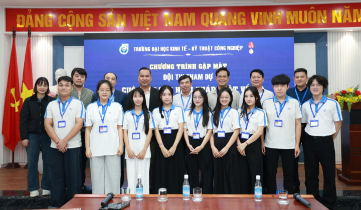 Đội thi Enerwise - UNETI: Hiểu luật để sống xanh hơn