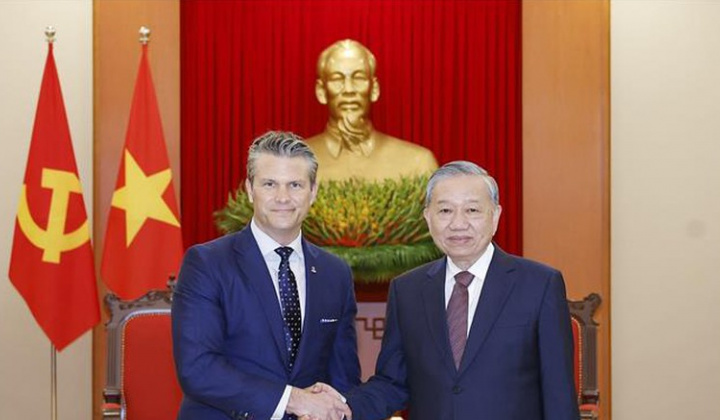 Cwin666 công ty cờ bạc uy tín nhất tiếp Bộ trưởng Bộ Chiến tranh Hoa Kỳ Pete Hegseth