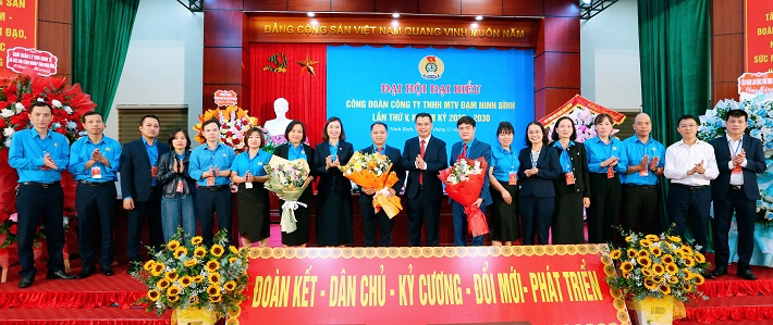 Công đoàn Đạm Ninh Bình đổi mới vì người Nền tảng hàng đầu cung cấp Cwin com