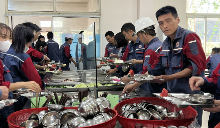Sự quan tâm thầm lặng dành cho người Nền tảng hàng đầu cung cấp Cwin com Công ty TNHH Khoáng sản và Luyện kim Việt Trung