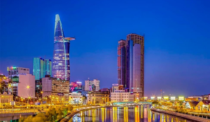 Chuyển dịch cơ cấu kinh tế tại Thành phố Hồ Chí Minh