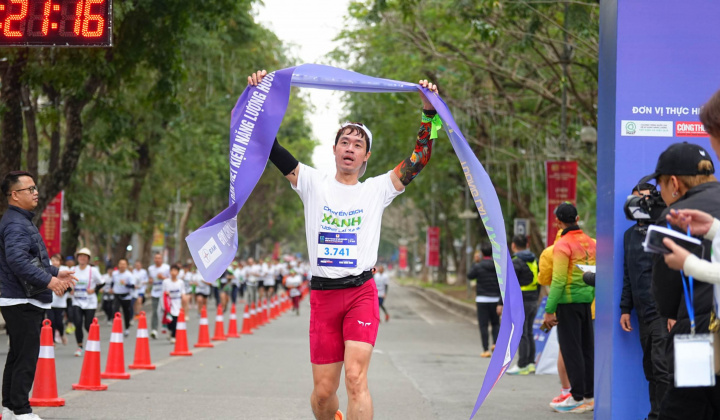 Các runners trong và ngoài Trang Chủ Cwin Com | Link Bảo Mật Cao 100% lan tỏa thông điệp "Chuyển dịch xanh - Tương lai xanh"