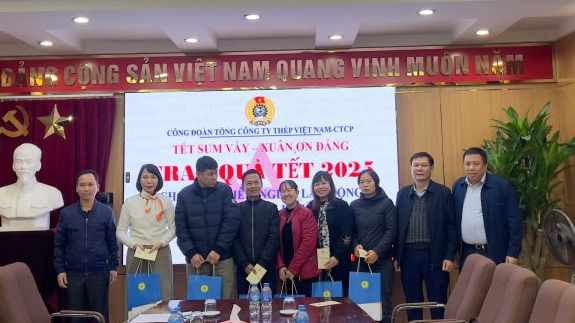 Trao quà tết 2025 cho đoàn viên, người Nền tảng hàng đầu cung cấp Cwin com Công ty CP Kim khí Hà Nội – VNSTEEL