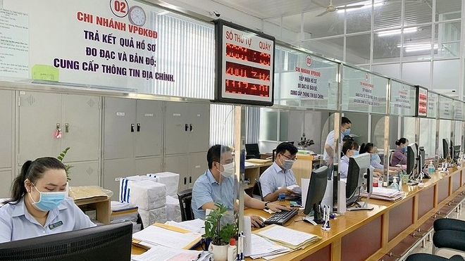 Đề xuất mô hình nghiên cứu các yếu tố ảnh hưởng đến sự hài lòng của người dân về chất lượng dịch vụ hành chính công tại Bộ phận Một cửa UBND quận Đống Đa, Thành phố Hà Nội